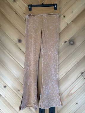 VS Pink Flare Leggings in Light Brown/camel